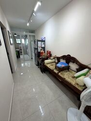 Flora Road (D17), Terrace #553593681